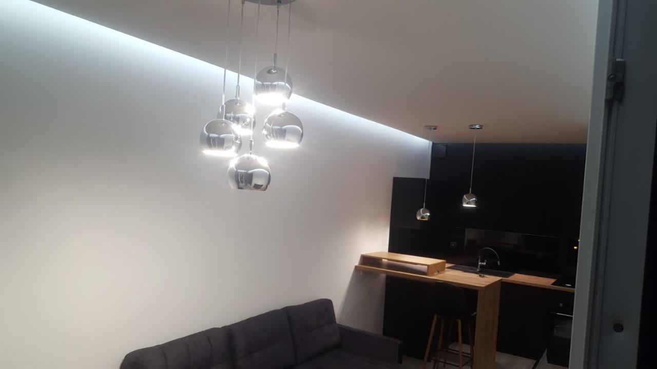 Apartament Skarbowa 2 & Parking Leszno  Exterior photo