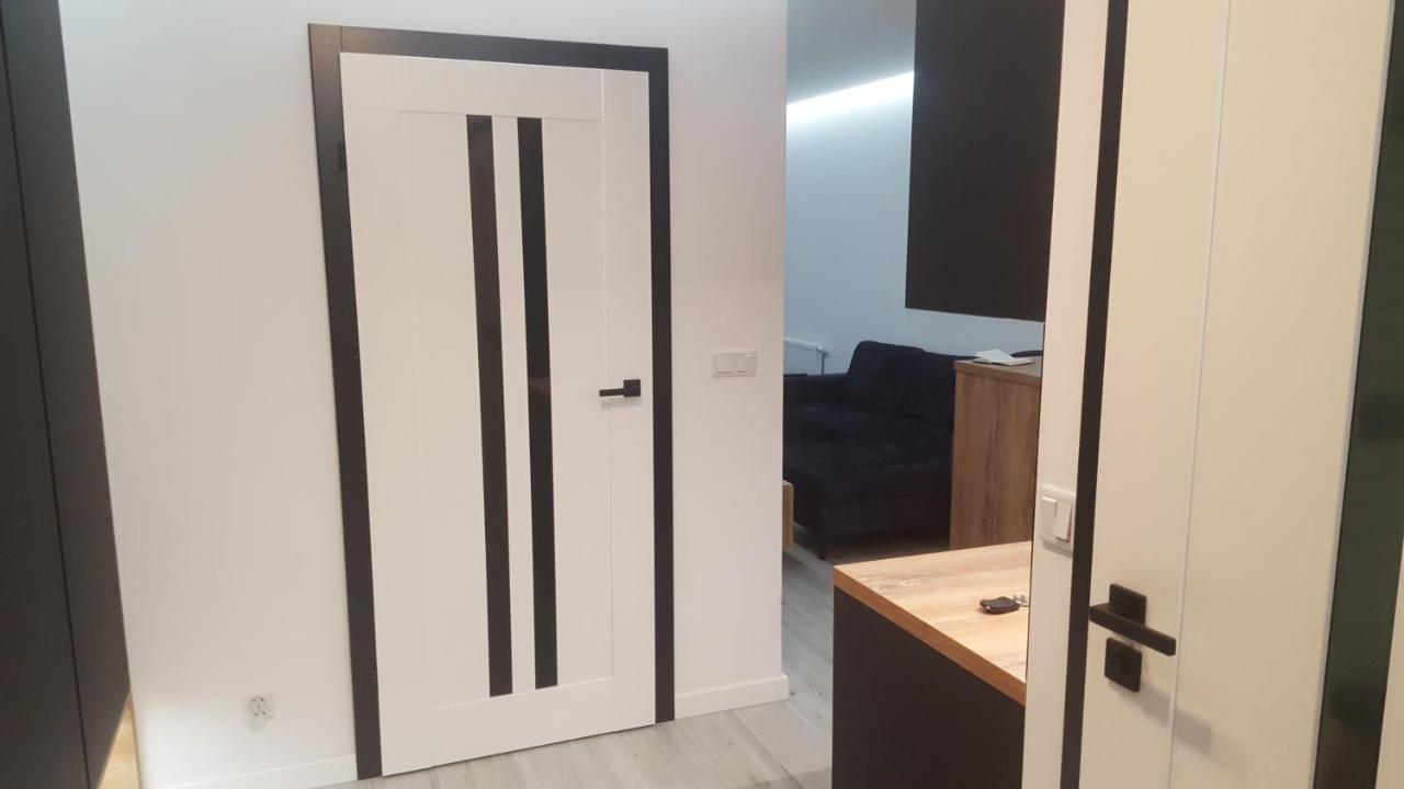 Apartament Skarbowa 2 & Parking Leszno  Exterior photo